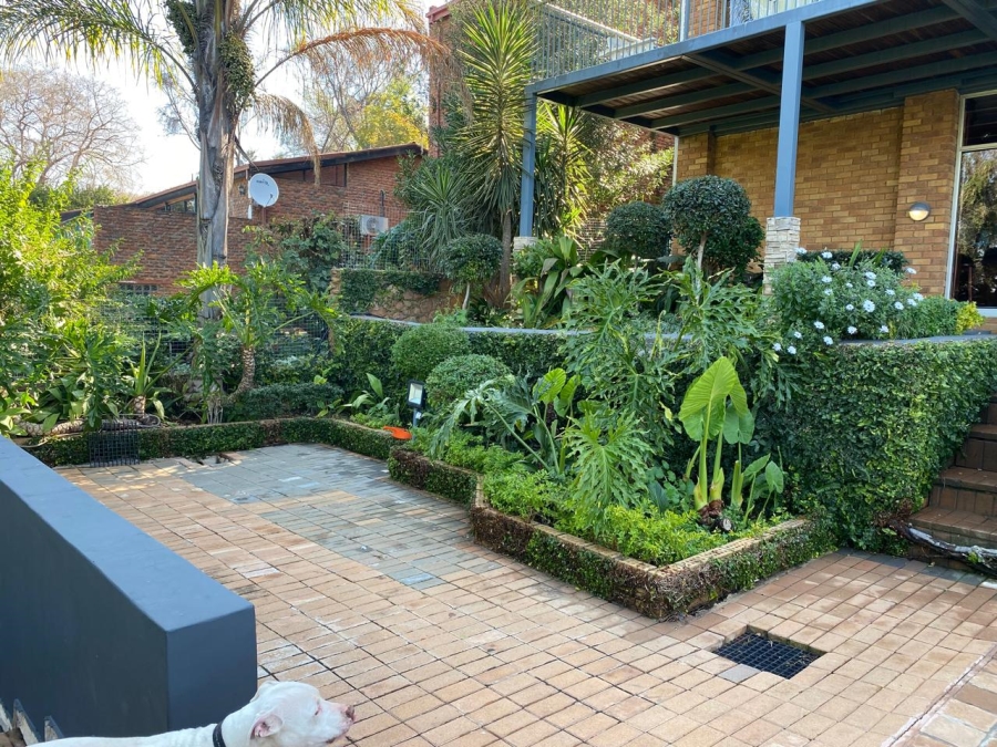 3 Bedroom Property for Sale in Kosmos North West
